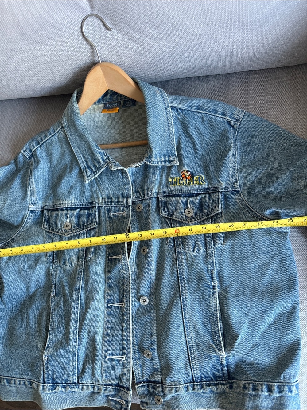 Vintage Disney Tiger Light Wash Denim Jacket  Embroidered Label Size 2X - Picture 4 of 10